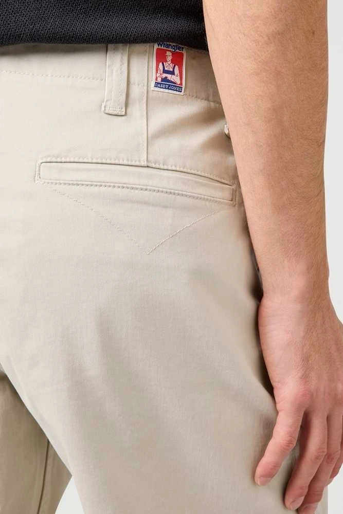 Įvairūs šortai Wrangler