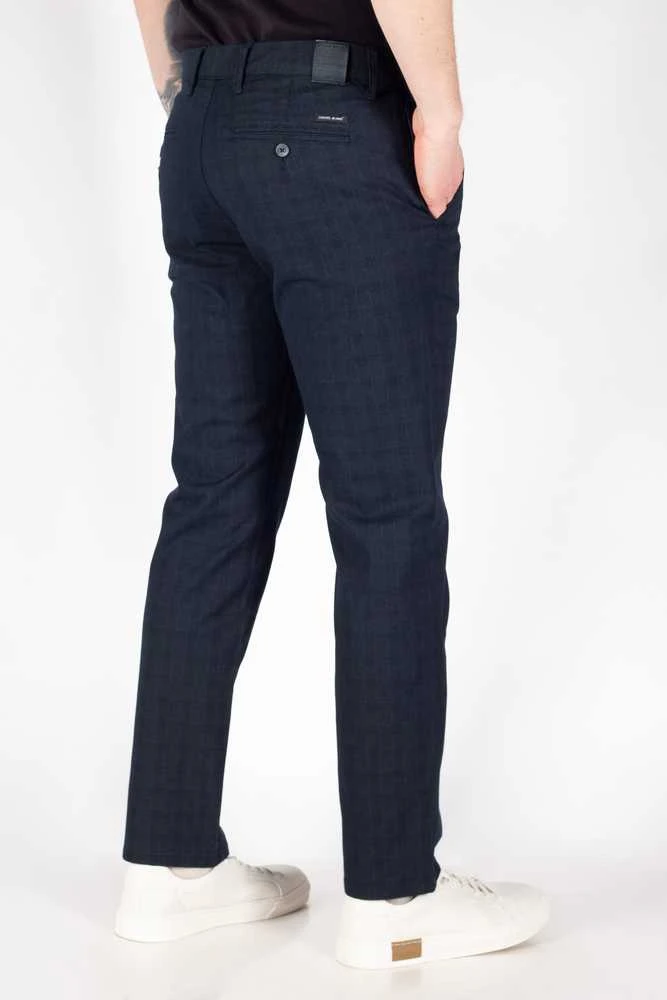 Medžiaginės kelnės Cross Jeans
