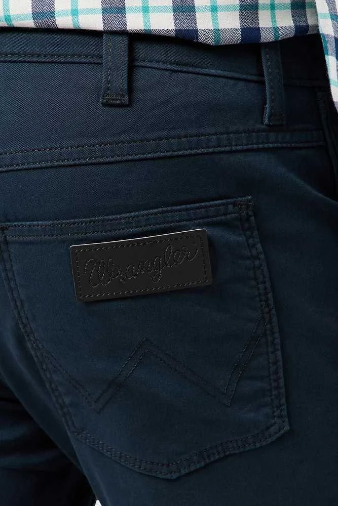 Medžiaginės kelnės Wrangler