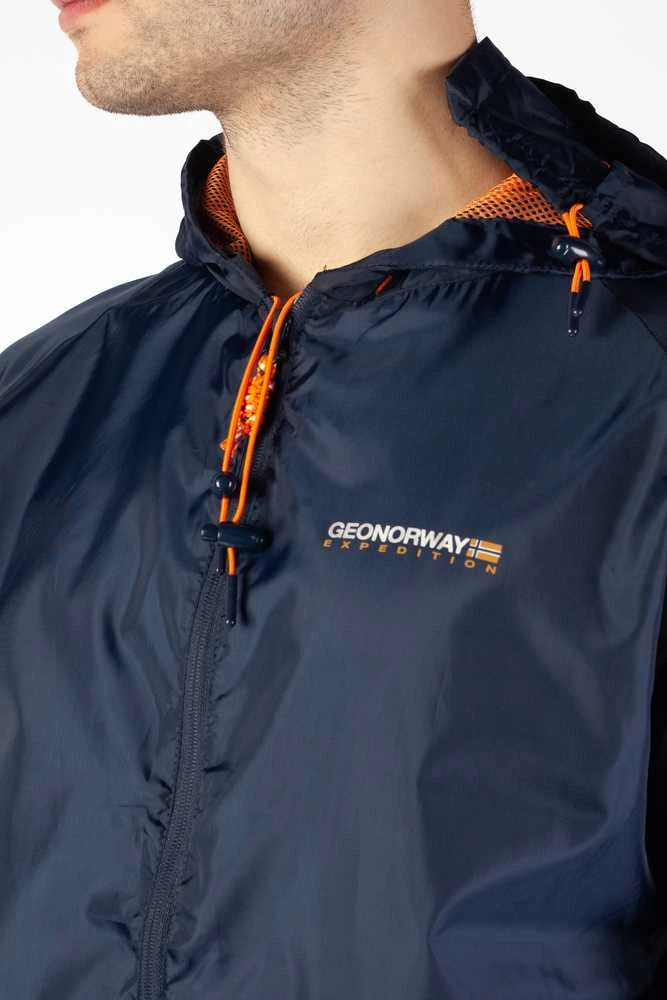 Tarpsezonis Geographical Norway