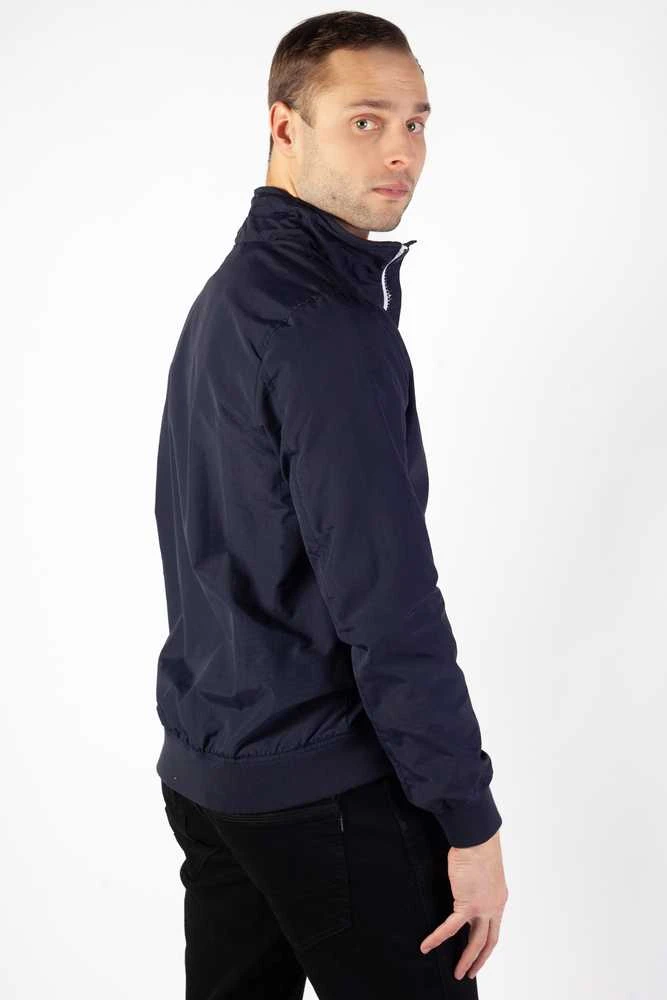 Tarpsezonis Geographical Norway