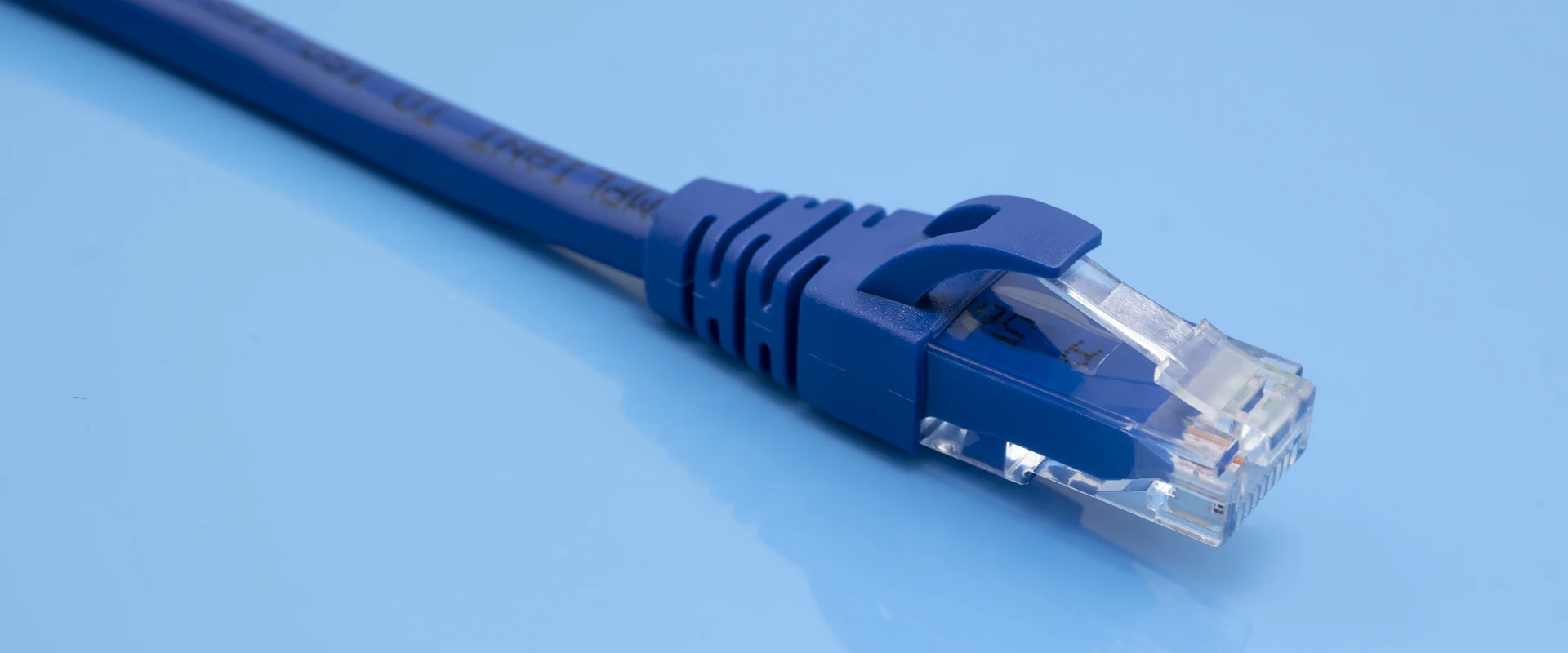Qoltec kabelis UTP jungiamasis laidas | CAT6 | 2 x RJ-45 | 3m | Didelės spartos | Auksinis aprašymas - Prekės nuotrauka