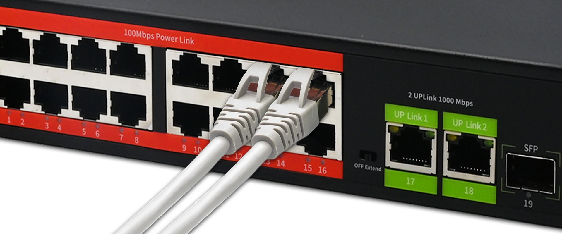 Šakotuvas Qoltec Przełącznik sieciowy SWITCH Fast Ethernet PoE | 16x RJ45 10/100 Mb/s | 2x RJ45 Uplink 1000 Mb/s | 1x SFP 1000 Mb/s aprašymas - Prekės nuotrauka