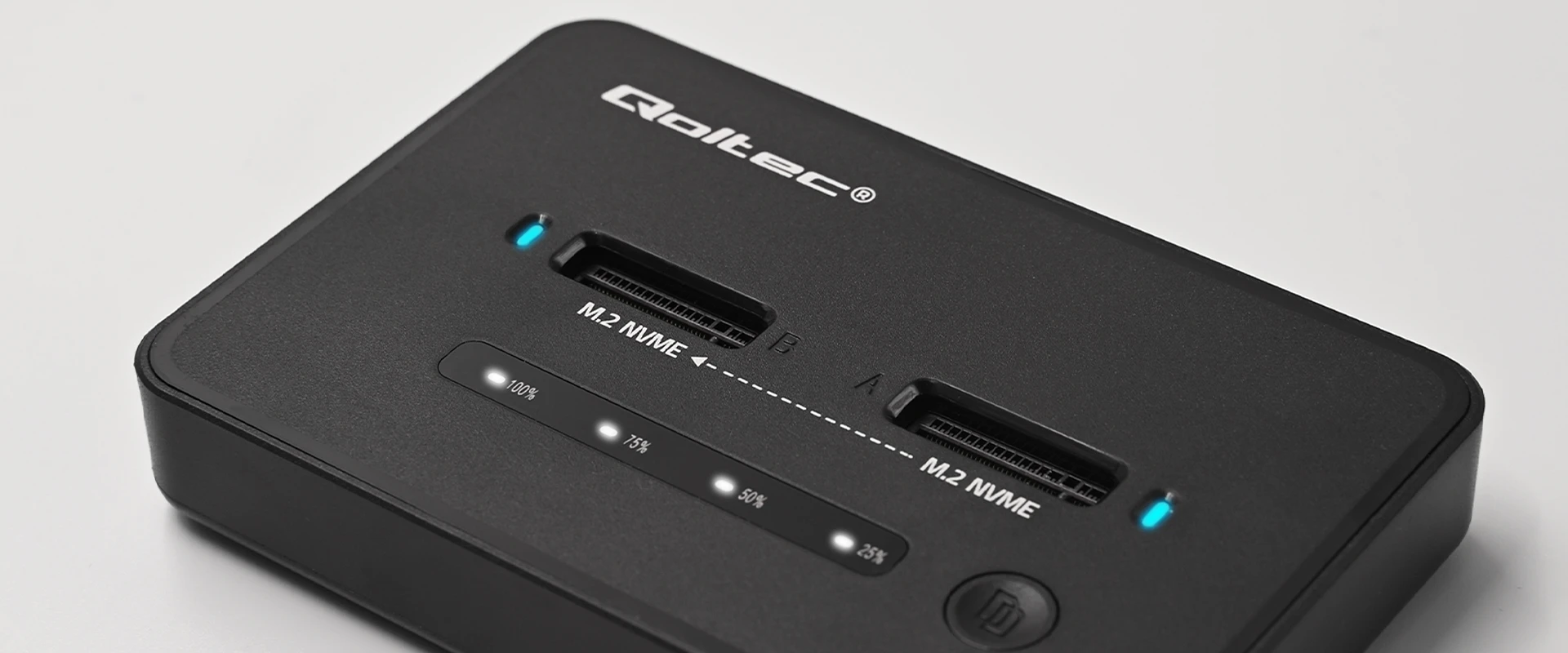 Qoltec Doko stotelė dysków SSD M.2 NVMe| PCIe | USB-C | 20Gb/s | DUAL 2 x 8TB | klonowanie offline aprašymas - Prekės nuotrauka
