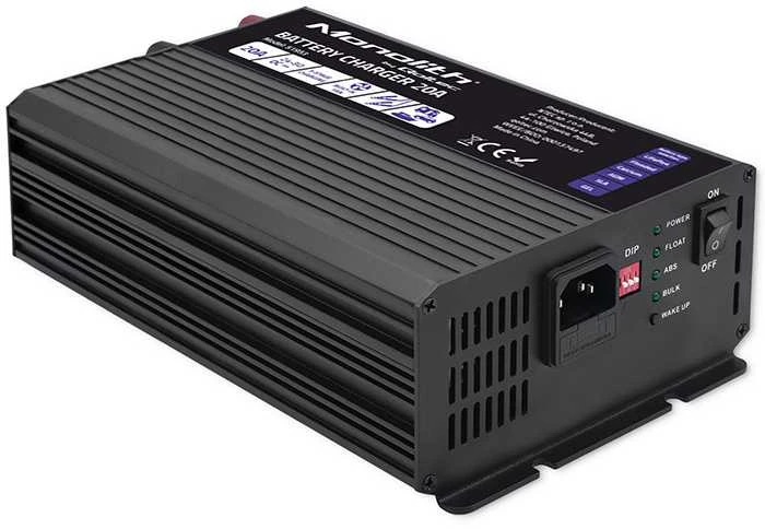 Qoltec Intelligent kroviklis Monolith LiFePO4 AGM GEL SLA akumuliatoriams | 20A | 24V