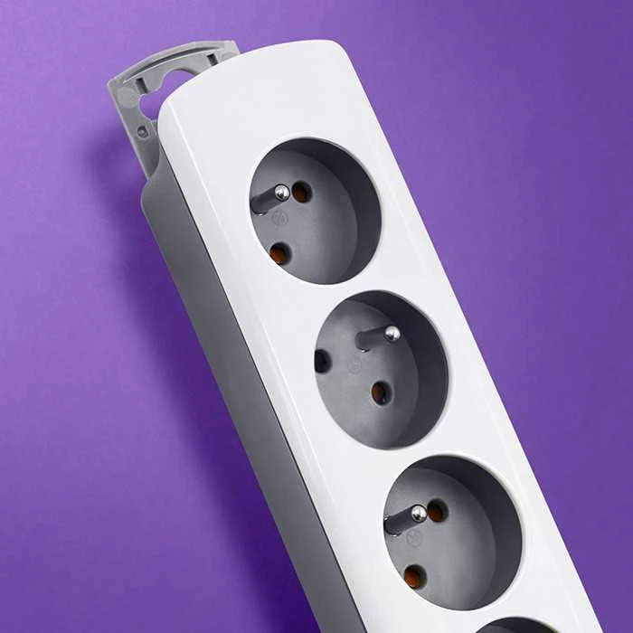 QOLTEC 50296 Power strip 5 sockets 1.8m Baltas pilkas