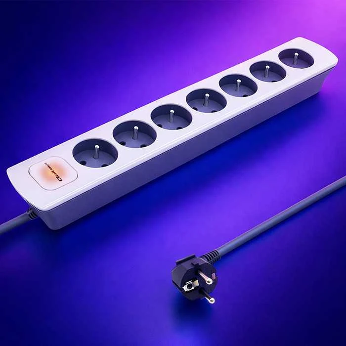 QOLTEC 50297 Maitinimo juosta 6 lizdai 1,8 m Balta pilka