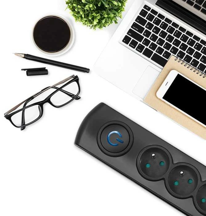 QOLTEC Apsauga nuo viršįtampių Quick Switch 5 lizdai 3m juodas