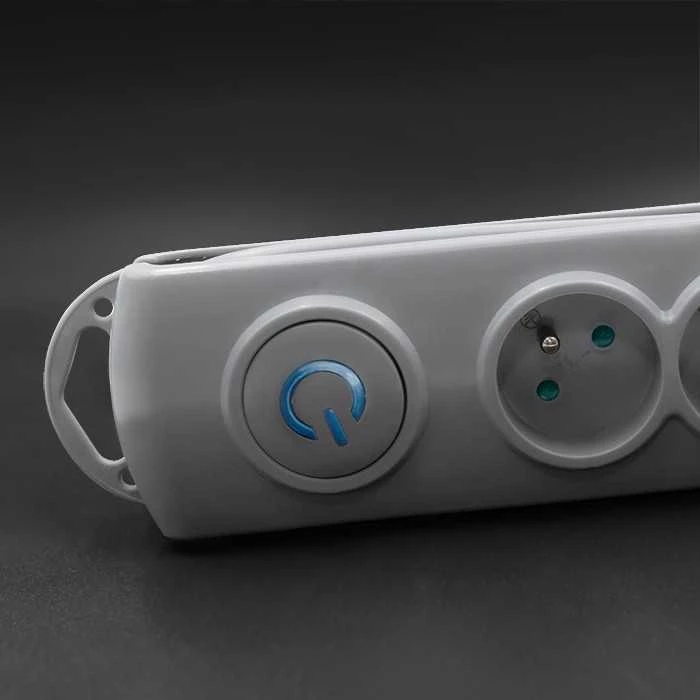QOLTEC 50163 Apsaugos nuo viršįtampių Quick Switch 4 lizdai pilka 1,5m