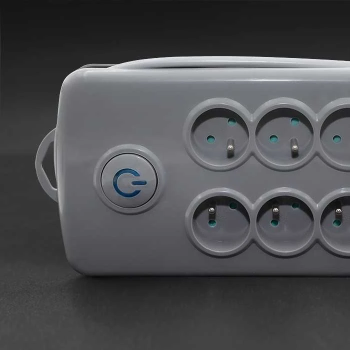 QOLTEC 50162 Apsaugos nuo viršįtampių Quick Switch 8 lizdai pilka 2,5m