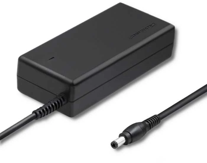Qoltec maitinimo adapteris su 5,5x2,1 mm jungtimi