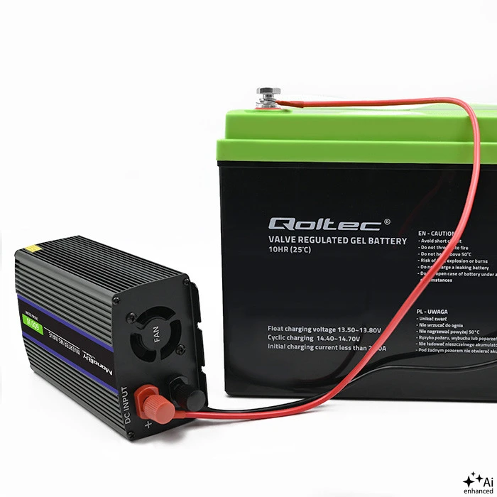 QOLTEC 51924 Monolitinis įtampos keitiklis 600 MS Wave / 12V iki 230V / 300/600W / USB