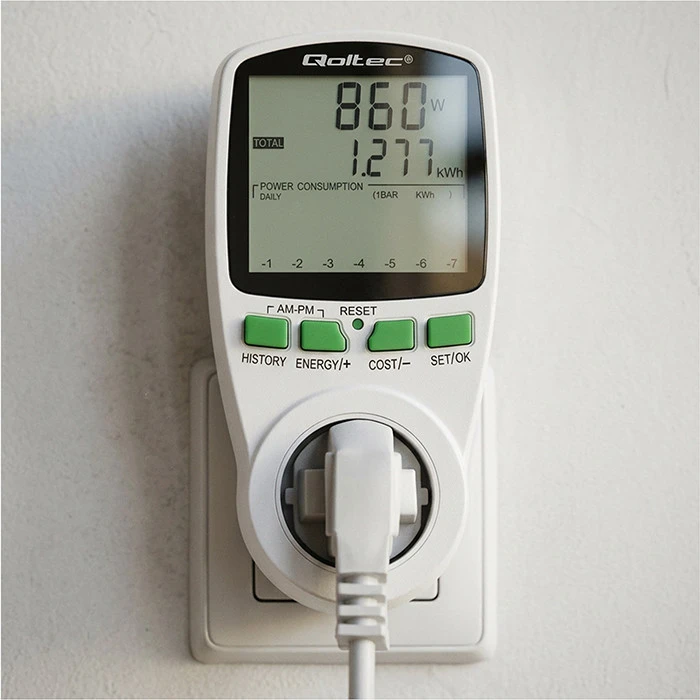 QOLTEC 50627 Galios matuoklis PM0627 su istorija / 3680W / 16A / LCD