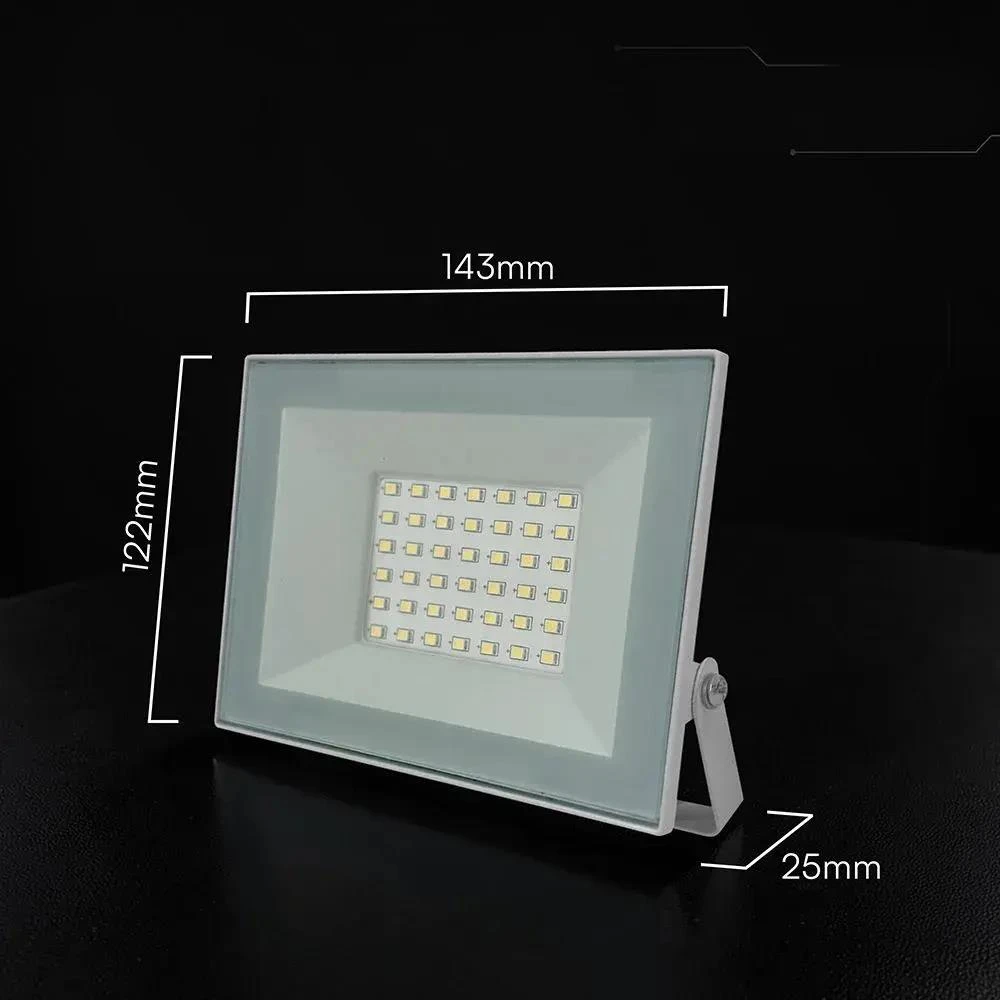 30W LED prožektorius, baltu korpusu, 4000K