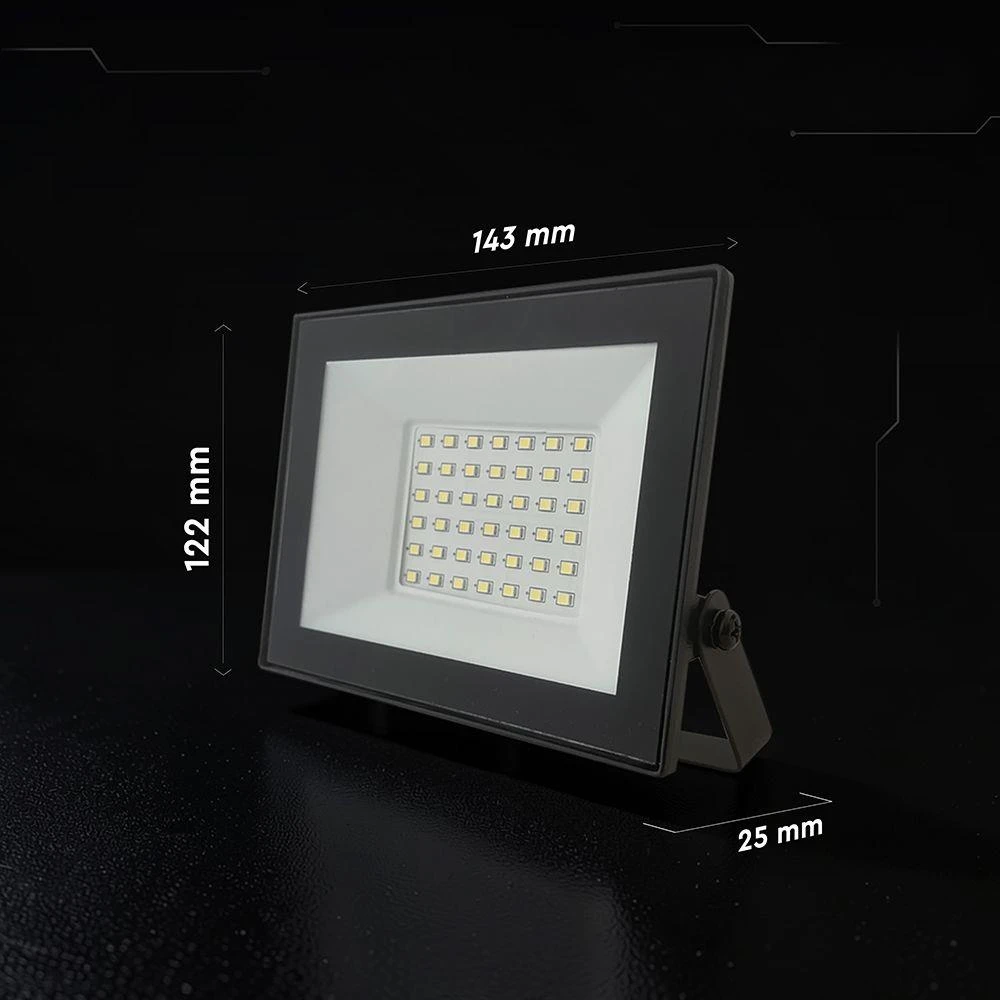 30W LED prožektorius, juodu korpusu, 4000K