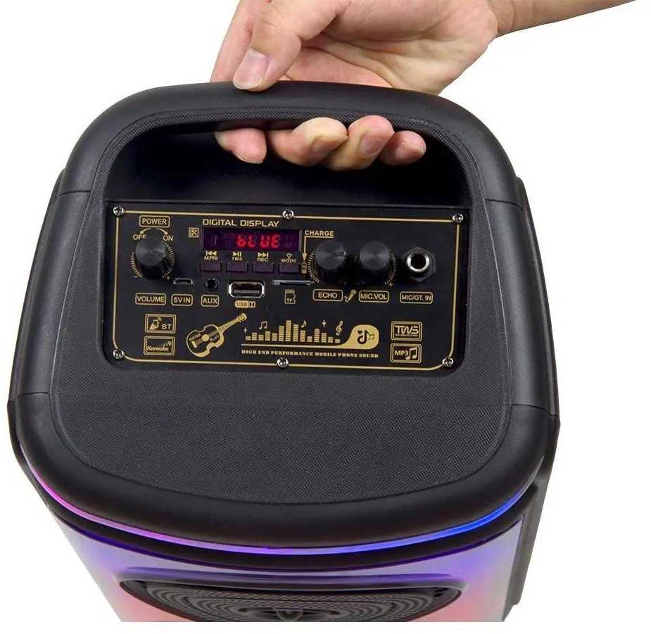 400W įkraunama kolonėlė su mikrofonu, nuotolinio valdymo pulteliu, RGB LED