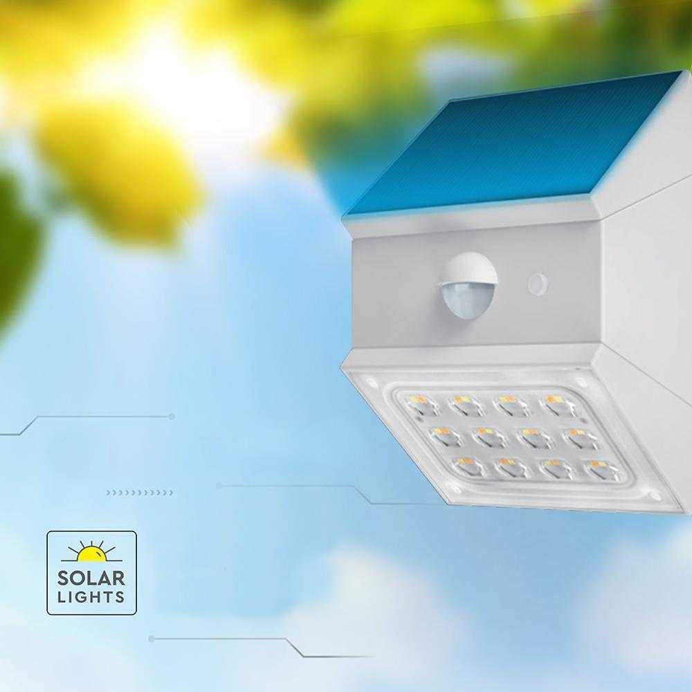 Sieninis šviestuvas V-tac 2,5W LED sieninis įkraunamas šviestuvas su saulės baterija ir judesio davikliu, baltas, 3000/4000/6000K, IP65