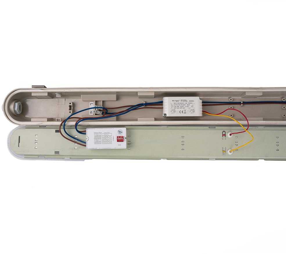 Lubinis šviestuvas V-tac 48W LED T8 šviestuvas, 150cm, baltas, 6400K, su judesio davikliu