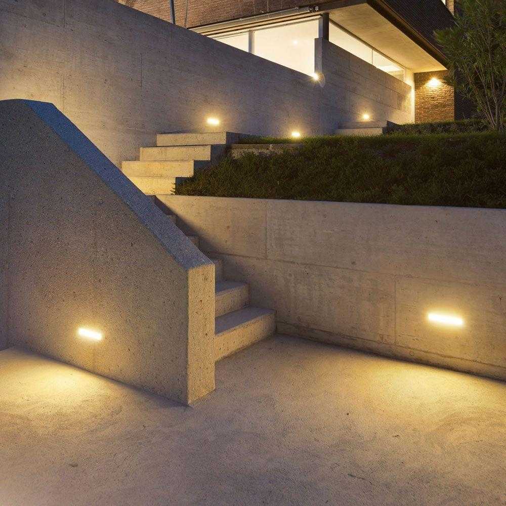 Sieninis šviestuvas V-tac 20W LED sieninis lauko šviestuvas, baltas, 3000K