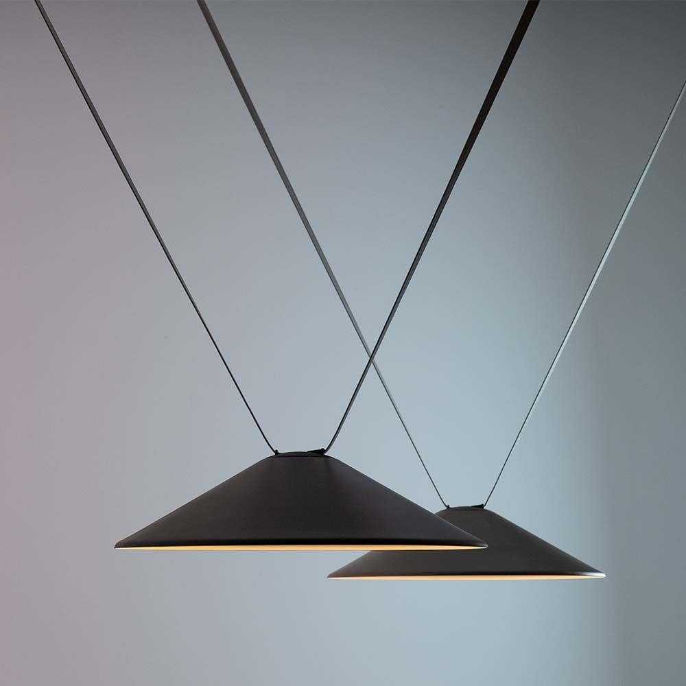 V-tac 20W LED pakabinamas šviestuvas, juodu korpusu, 3000K, tvirtinamas ant magnetinio 48V dirželio
