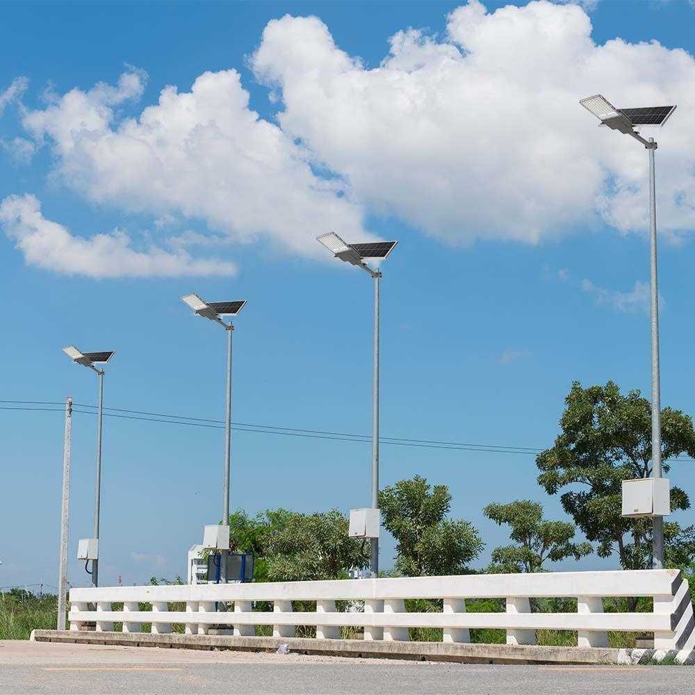 V-tac 20W LED gatvės šviestuvas, juodas, 4000K, su saulės baterija ir nuotolinio valdymo galimybe