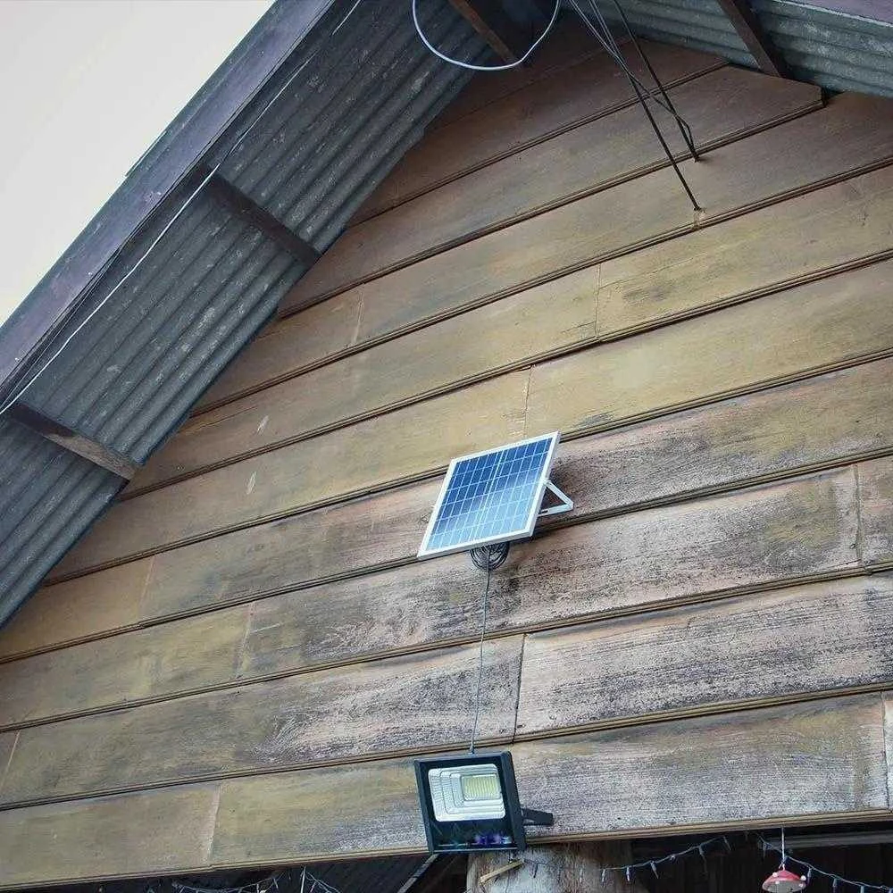V-tac 16W LED prožektorius su saulės baterija.