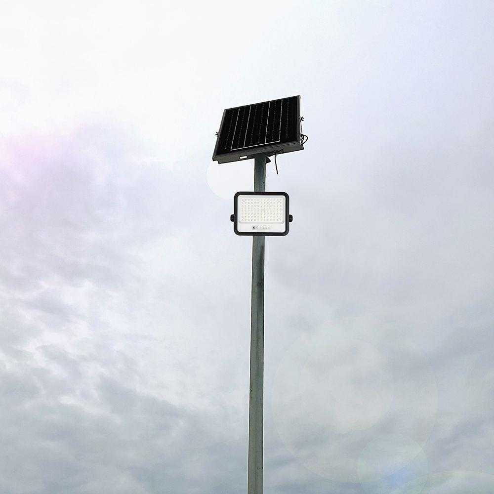 200W LED prožektorius su saulės baterija, juodas, 2000-8000K, dimeriuojamas