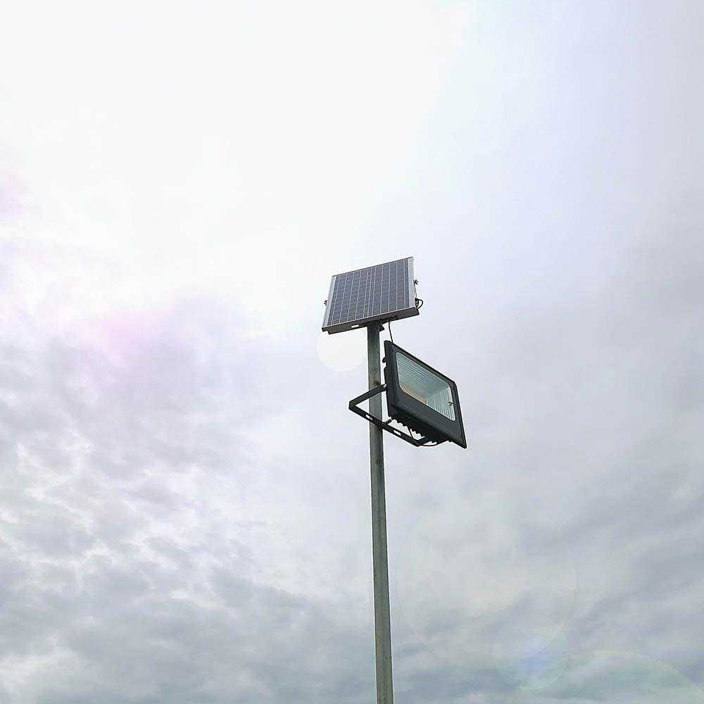 V-tac 40W LED prožektorius su saulės baterija, juodas, 6000K