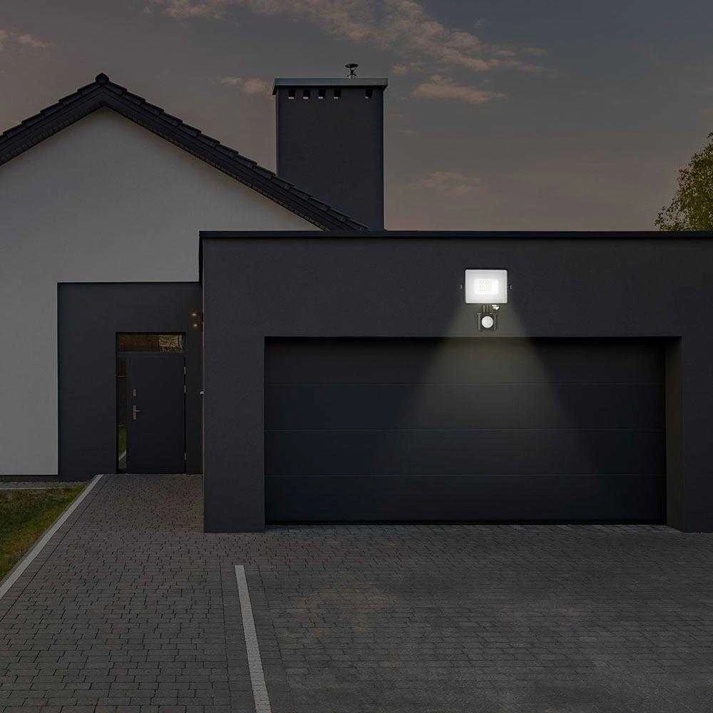 10W LED prožektorius V-TAC, 4000K (natūraliai balta), su judesio davikliu, juodu korpusu, SAMSUNG LED chip