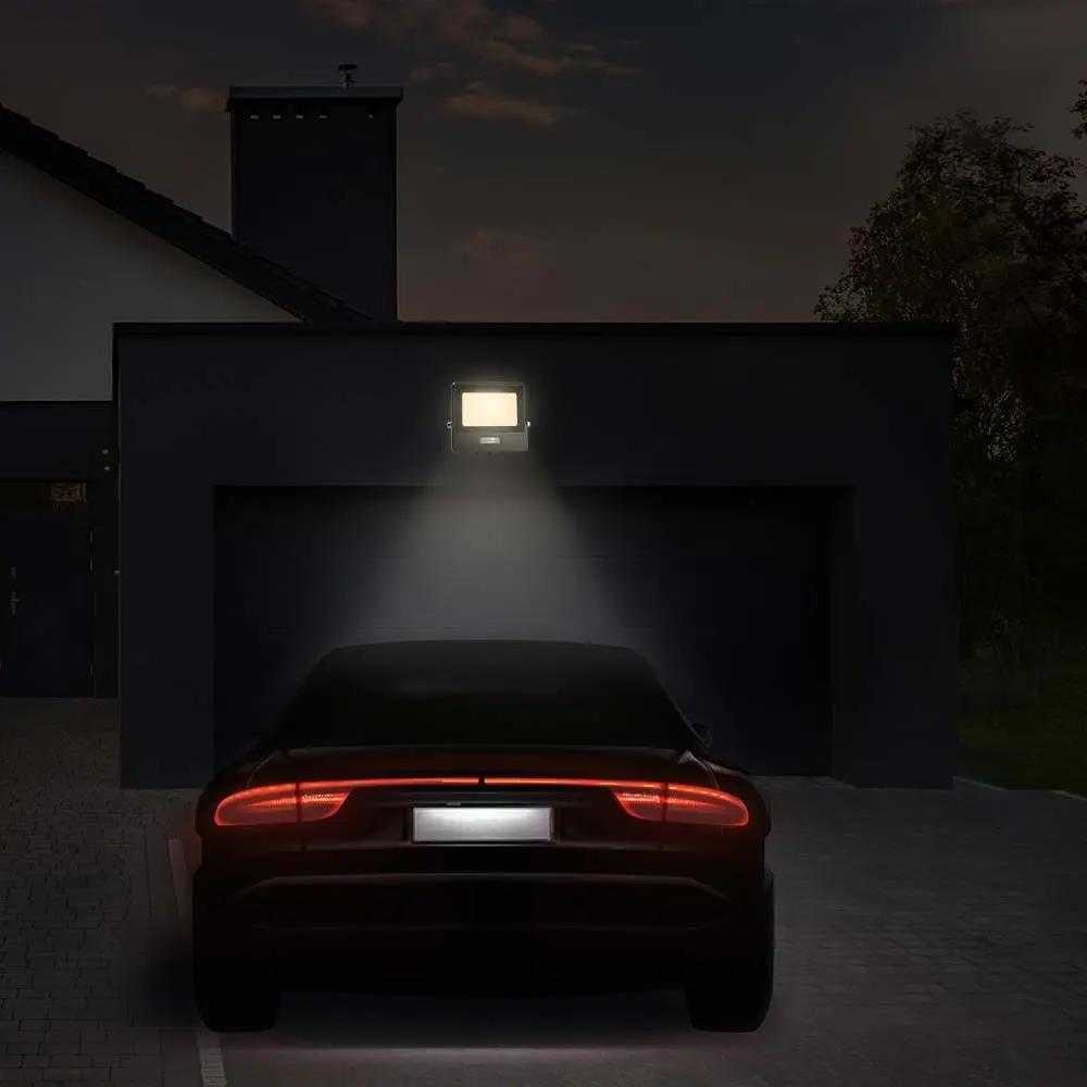 Samsung 50W LED prožektorius V-TAC, juodu korpusu, 6500K, su judesio davikliu