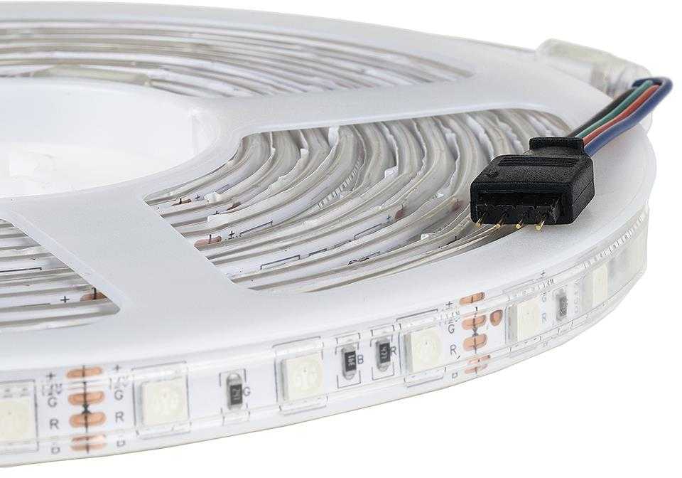 V-tac 7W/m LED juosta, 60LED/m, IP65, RGB, 5m ritė. Komplektuojama su 60W maitinimo šaltiniu ir LED valdikliu.
