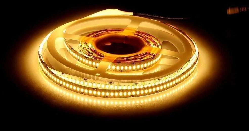 V-tac 17W/m LED juosta, 204 LED/m, IP20, 3000K, 5m ritė