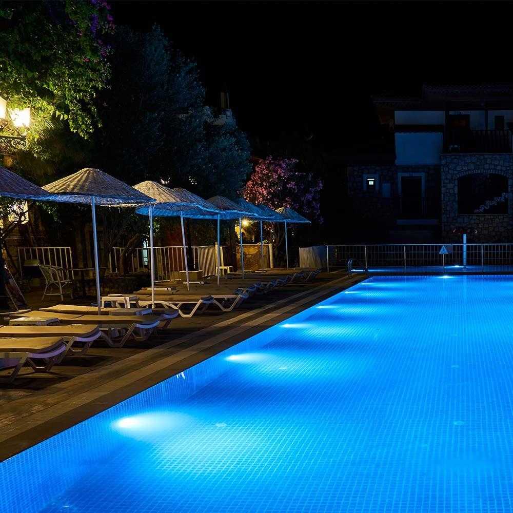 8W LED baseino šviestuvas, baltas, 3000K, IP68