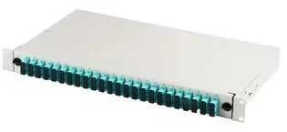 „Alantec“ FO tipo komutacinė panelė su 19 colių 1U priedu, 24x SC dx, OM3, adapteriais, ištraukiama, pilka