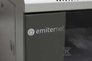 EMITERNET Atskira pakabinama spintelė 19" 15U, skardos/stiklo durys, 600×450×770mm plotis/gylis/aukštis EM/AP6415