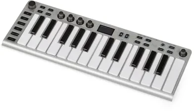 ESI Xsynth - syntezator su interfejsem audio i MIDI