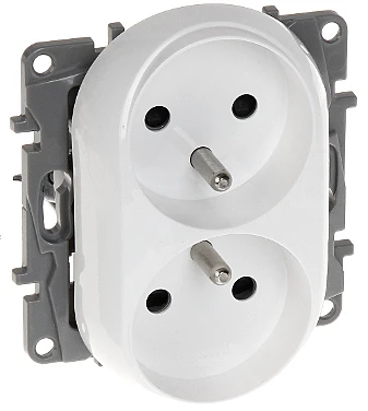 DVIGUBAS LIZDAS LE-764542 Niloe 230 V 16 A LEGRAND