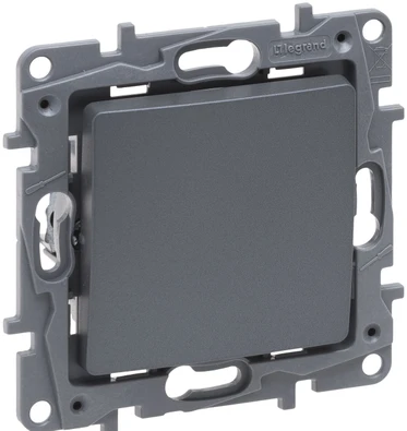 Legrand 762307 Niloe Selection Vieno mygtuko 6A plienas 762307