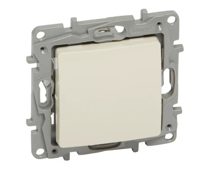 Legrand Kryžminis jungiklis 10AX kreminės spalvos (764604)