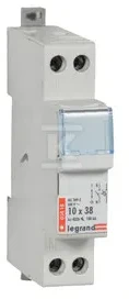 Legrand cilindrinis saugiklio jungiklis 1P+N 10x38mm RB318 005818