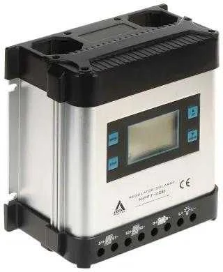 Saulės įkrovos reguliatorius AZO Digital MPPT 12/24 - 20A su LCD ekranu