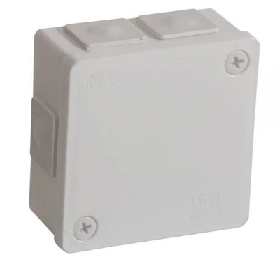 Tuščia ant paviršiaus montuojama dėžutė su 6 įvadais VIPLAST VP-22 Baltas IP55 86x86x40mm 022-01