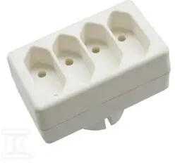 V-tac Keturvietis lizdo adapteris, 2,5A, baltas