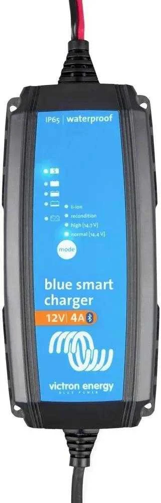Mėlyna Victron Energy Mėlyna Smart IP65s įkroviklis 12/4(1) 230V CEE 7/17 Ret BPC120433064R
