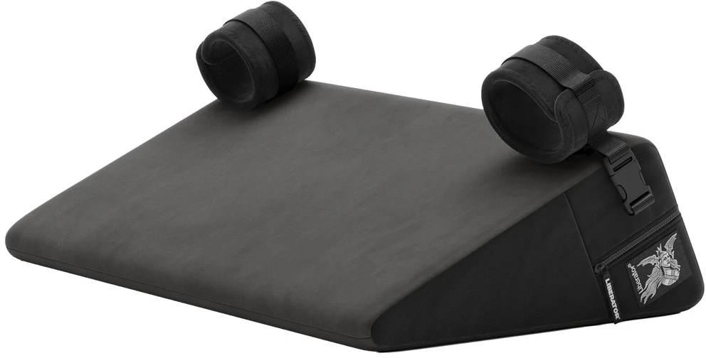 Bondage Wedge Juodas