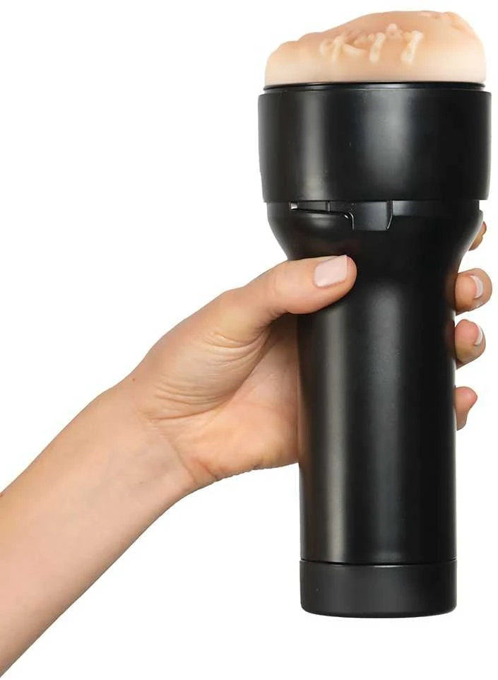 Kiiroo Pajuskite Kayley Gunner PBC