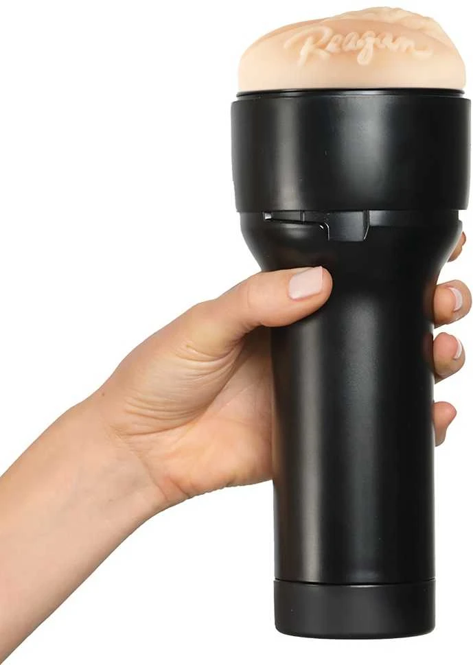 Kiiroo Pajuskite Reaganą Foxx PBC