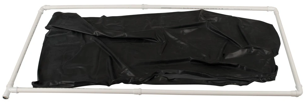 Latex Vacuum Bed Juodas