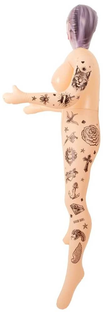 „NaughtyDollz“ tatuiruota sekso lėlė