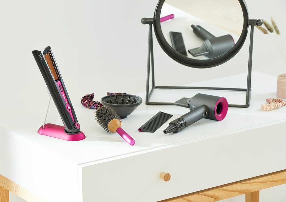DYSON SUPERSONIC ir CORRALE žaislinis plaukų modeliavimo rinkinys